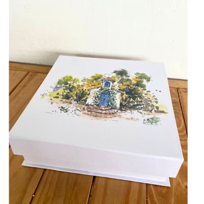 Caixa tampa livro - fechamento magnético - 20x26x10 cm